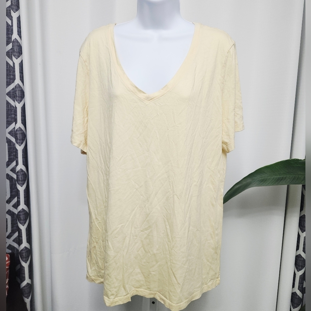 Soft Yellow V-Neck Women's Cotton Top XXL